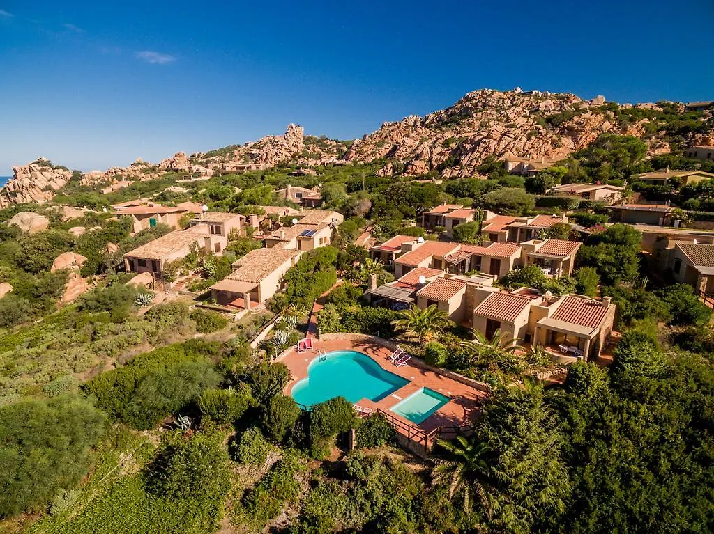 Villa Ginepro Rosso Trinità dʼAgultu Ferienhaus